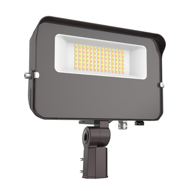 LED Landscape Floods - 150W - 19,500 Lumens - 5000K Daylight - 120-277V - Slipfitter Mount - Integrated Photocell